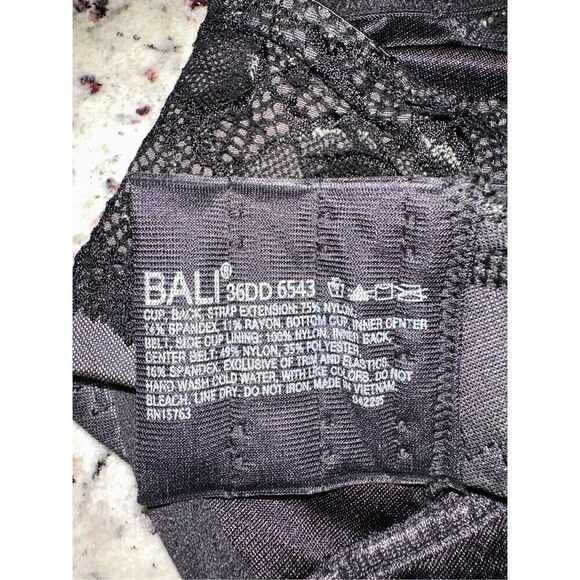 Bali Lace Desire Underwire Bra - Picture 5 of 6